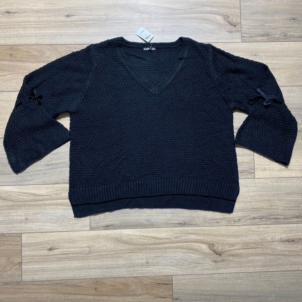 Charlotte Russe Womens Bell Sleeve V-Neck Knitted Sweater 3x Black